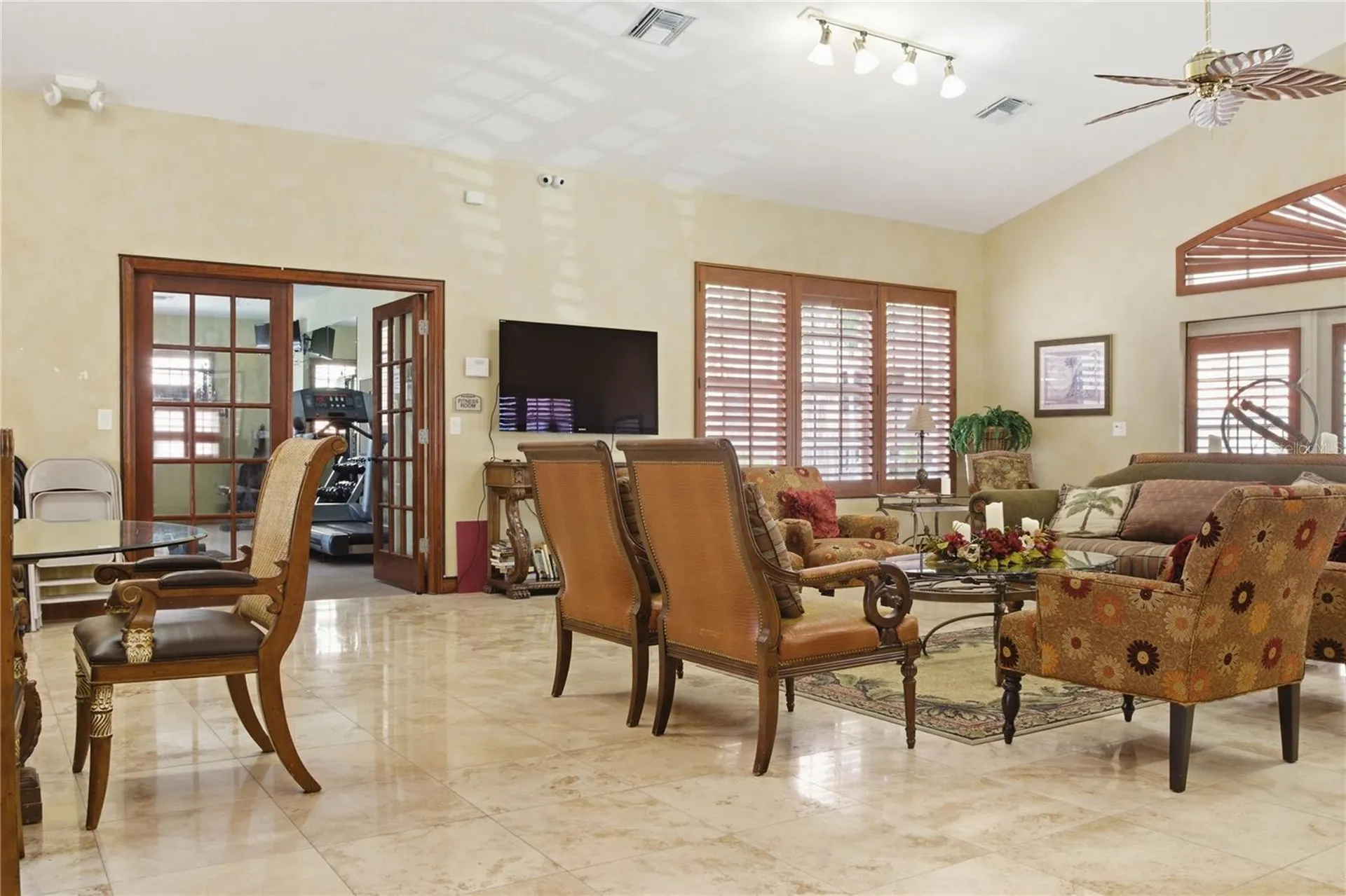 12055 Gandy Boulevard N St Petersburg FL 33702