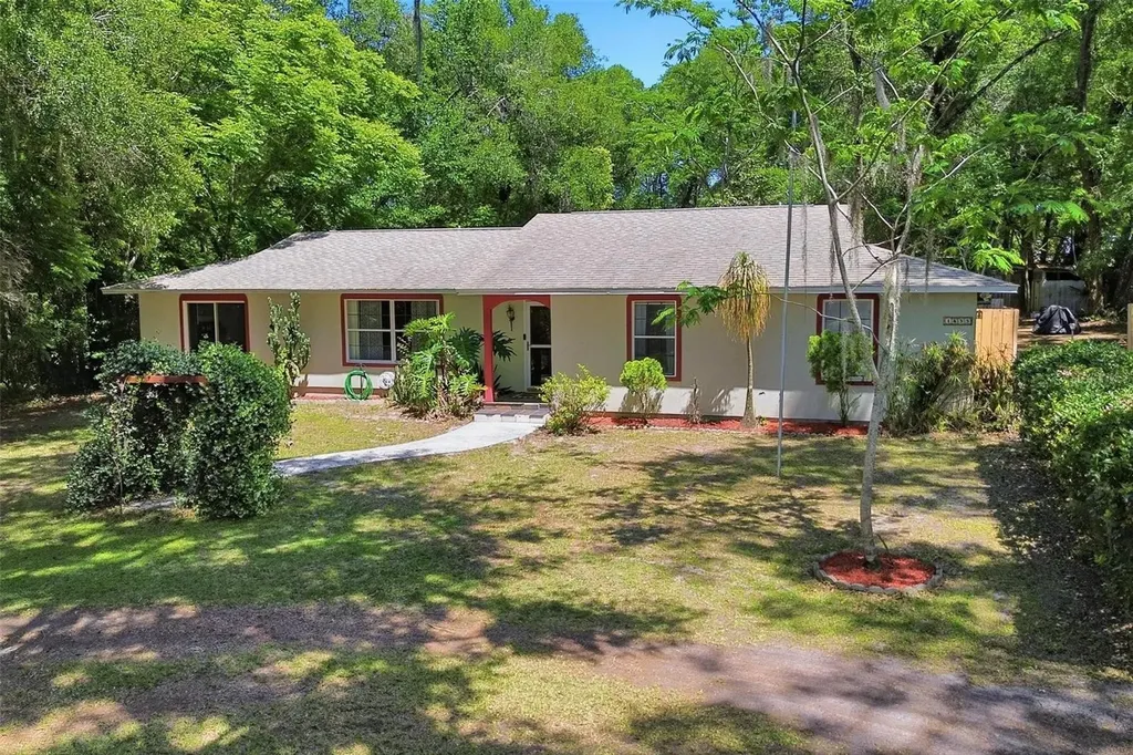 1433 S Ridgewood Avenue Deland FL 32720