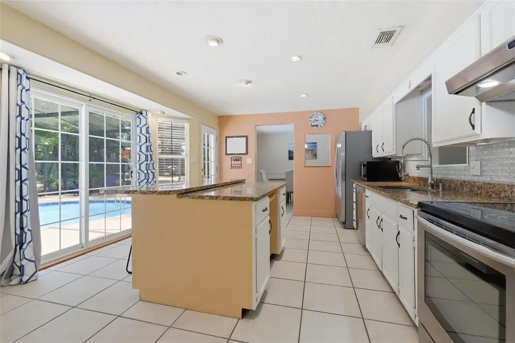 1433 S Ridgewood Avenue Deland FL 32720