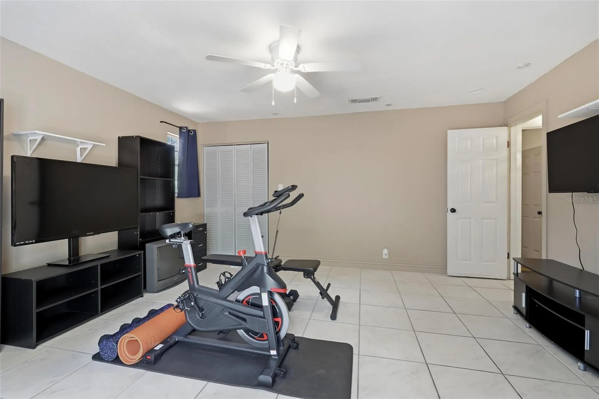 1433 S Ridgewood Avenue Deland FL 32720