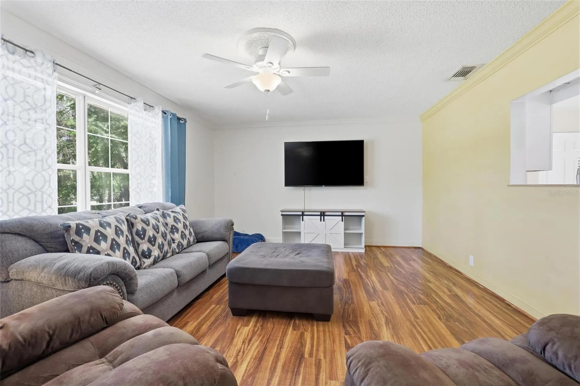 1433 S Ridgewood Avenue Deland FL 32720