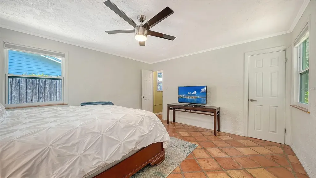 1127 S Osprey Avenue Sarasota FL 34236