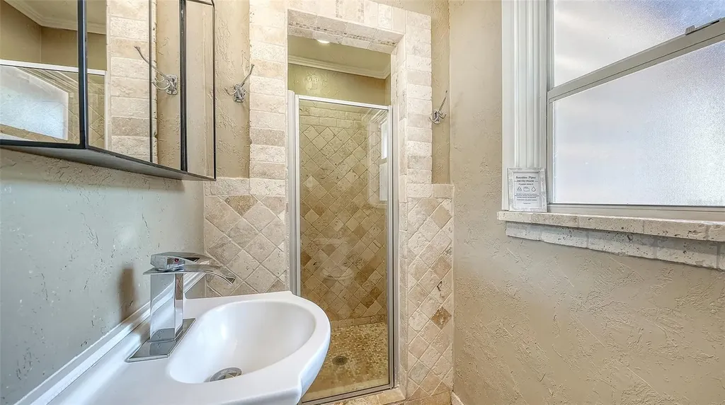1127 S Osprey Avenue Sarasota FL 34236