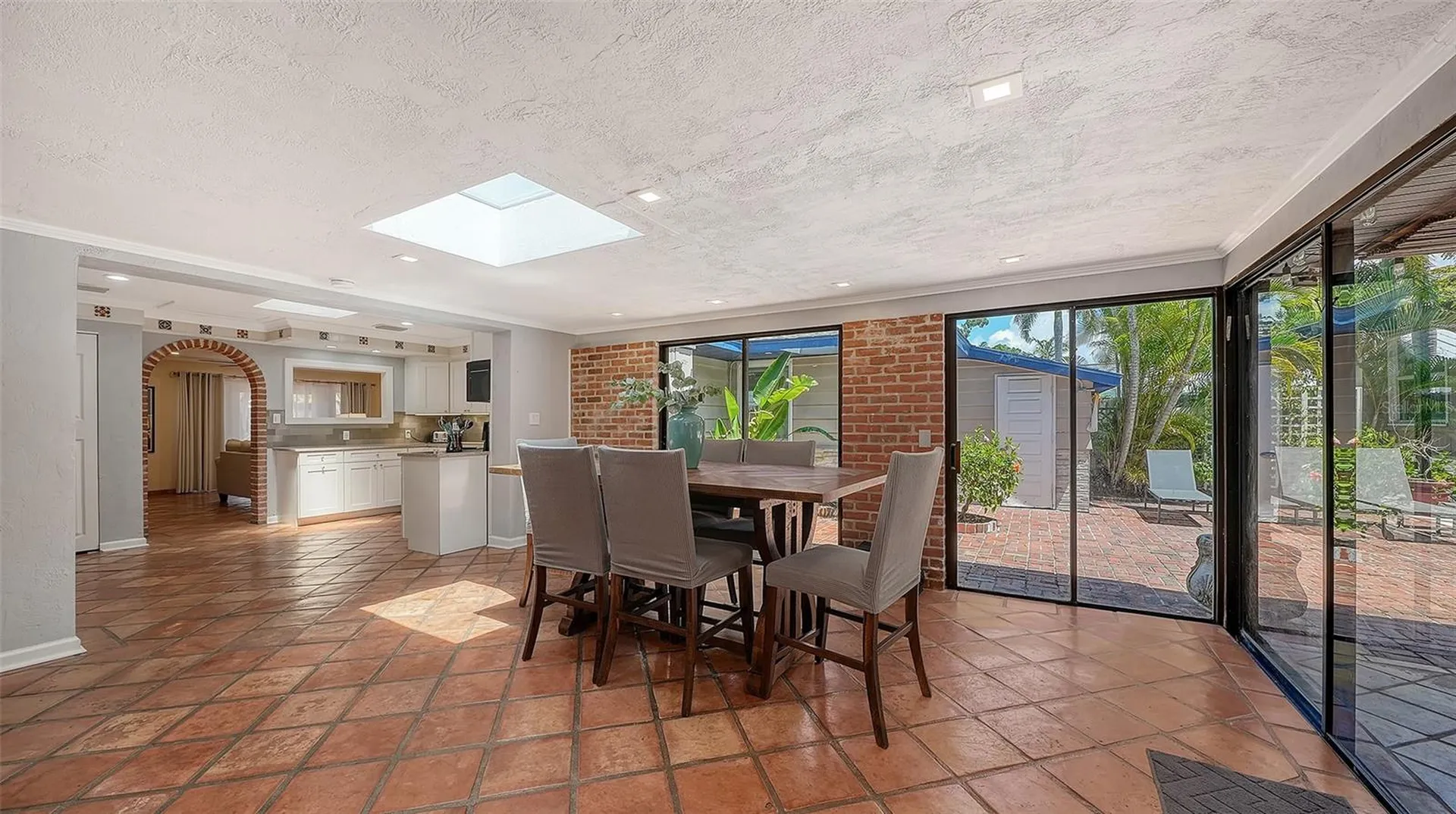 1127 S Osprey Avenue Sarasota FL 34236