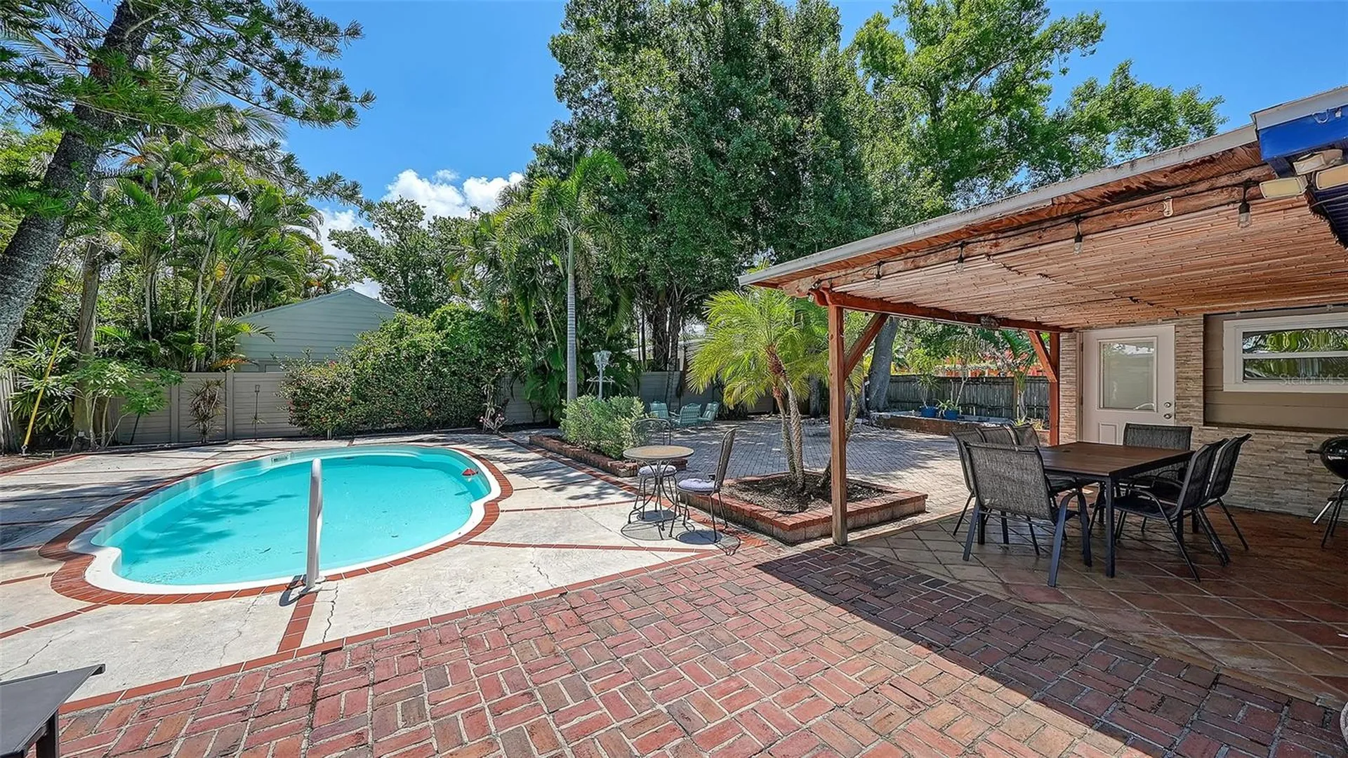 1127 S Osprey Avenue Sarasota FL 34236