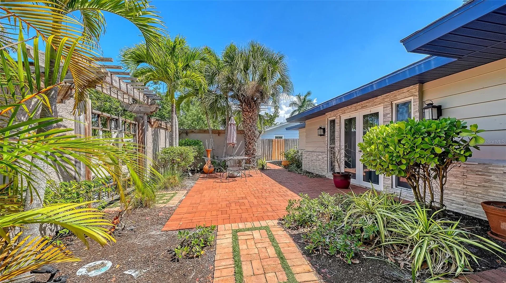1127 S Osprey Avenue Sarasota FL 34236