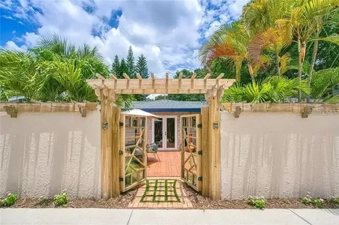 1127 S Osprey Avenue Sarasota FL 34236
