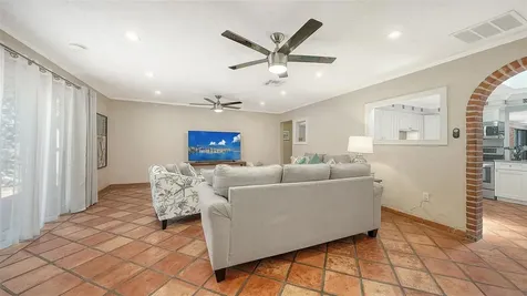 1127 S Osprey Avenue Sarasota FL 34236