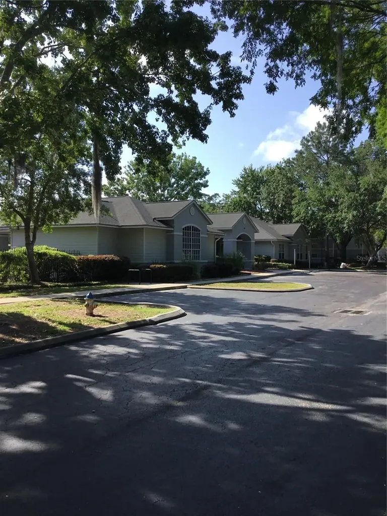 3705 SW 27th Street Gainesville FL 32608