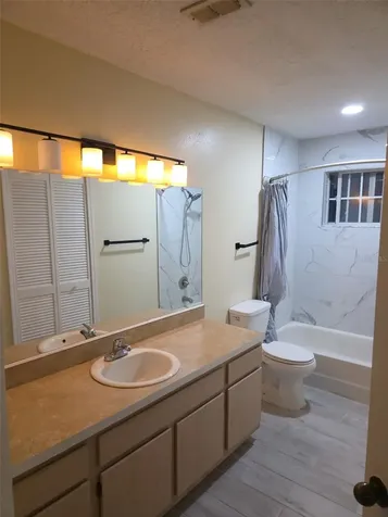 3705 SW 27th Street Gainesville FL 32608