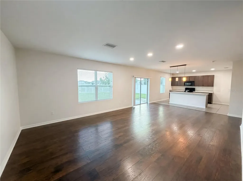 35687 Hillbrook Avenue Zephyrhills FL 33541