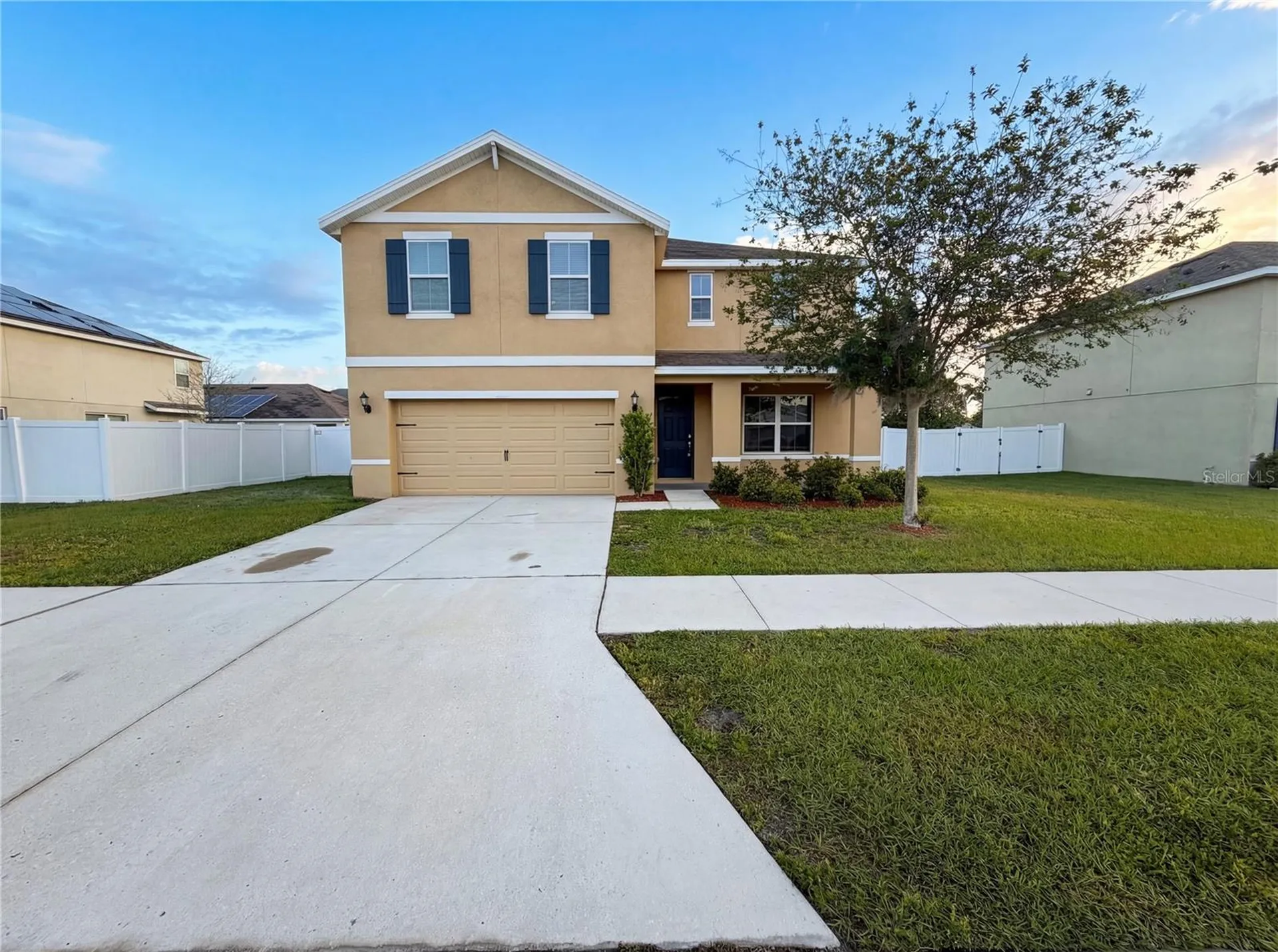 35687 Hillbrook Avenue Zephyrhills FL 33541