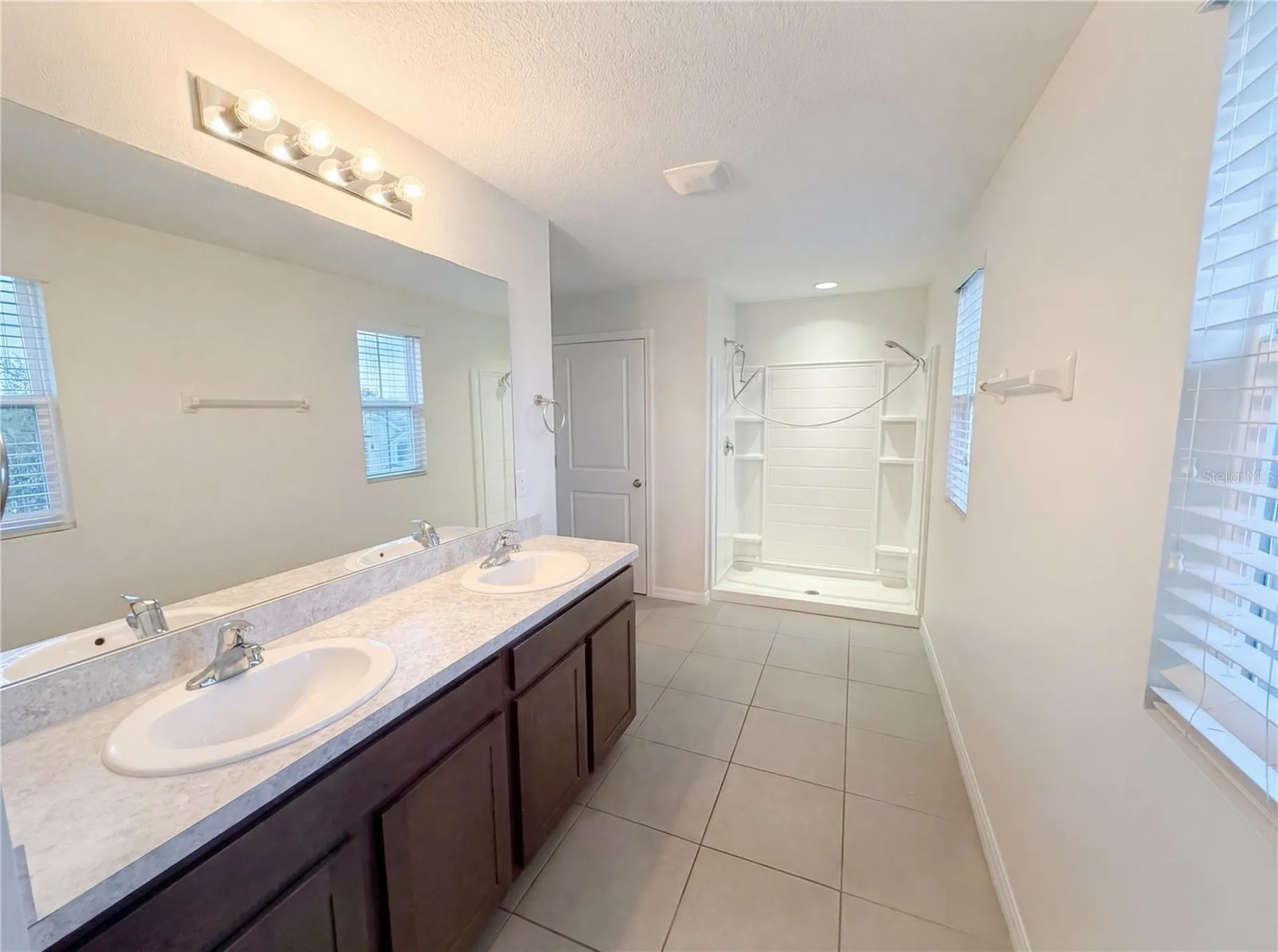 35687 Hillbrook Avenue Zephyrhills FL 33541