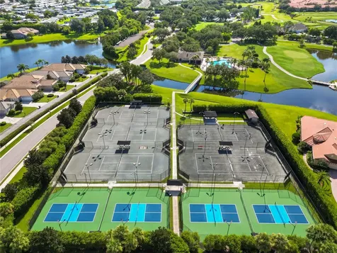 774 Grasslands Village Circle Lakeland FL 33803