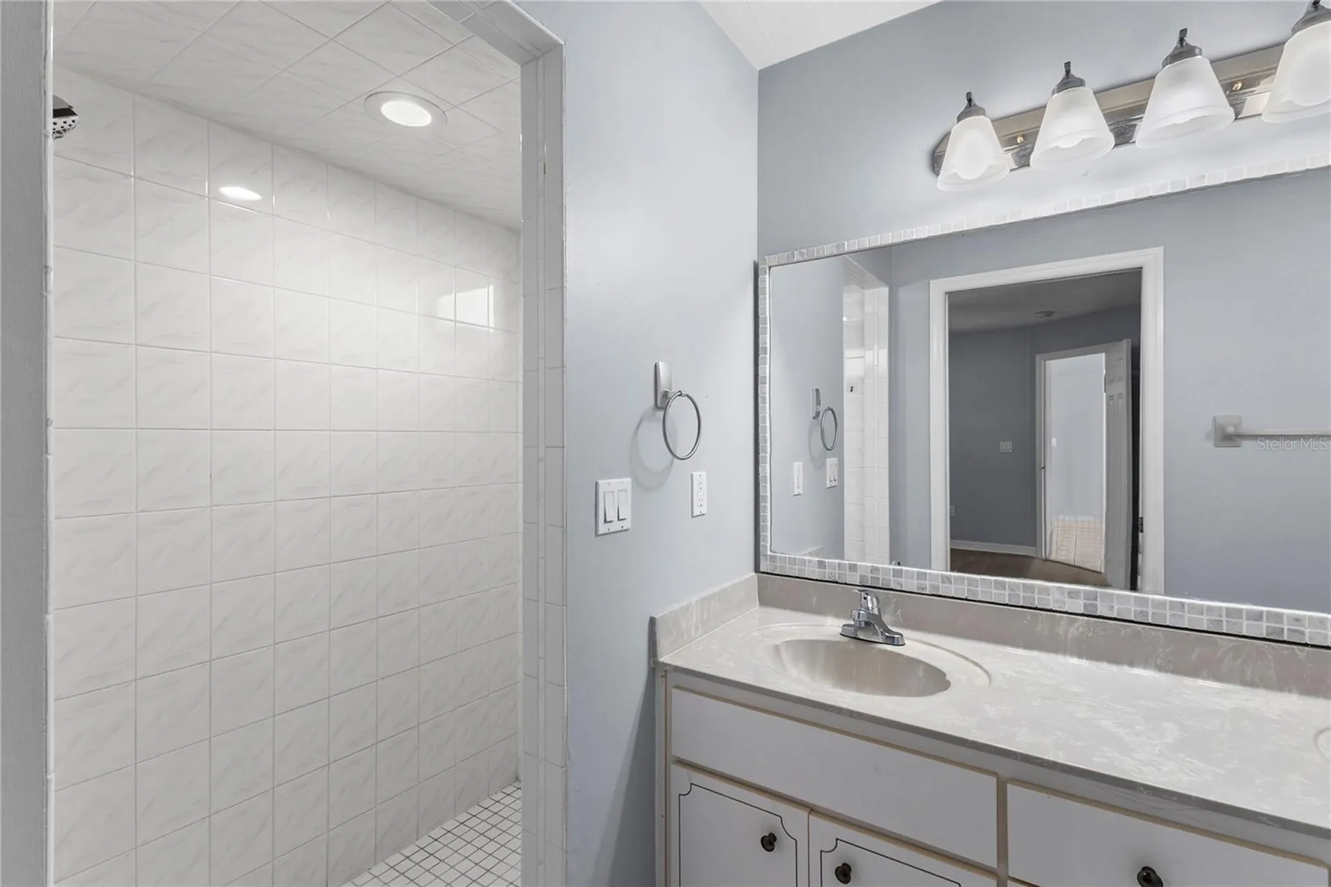 120 Point Of Woods Drive Palm Coast FL 32164
