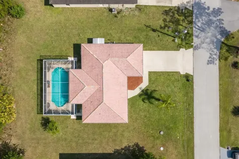 120 Point Of Woods Drive Palm Coast FL 32164