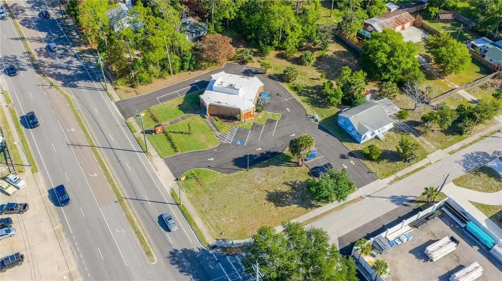 1015 S Ridgewood Avenue Edgewater FL 32132