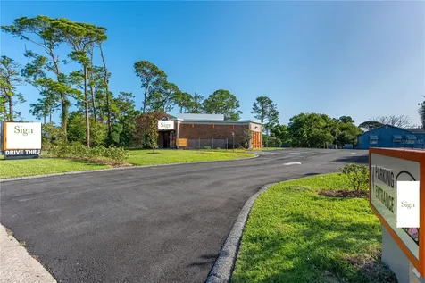 1015 S Ridgewood Avenue Edgewater FL 32132