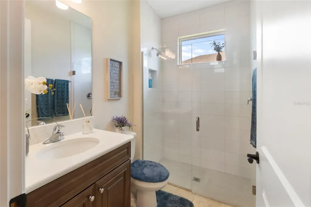 12725 Lateral Root Drive Sarasota FL 34238