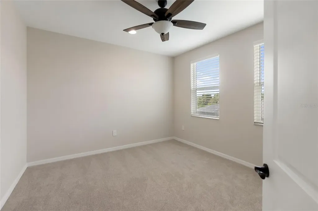 12725 Lateral Root Drive Sarasota FL 34238