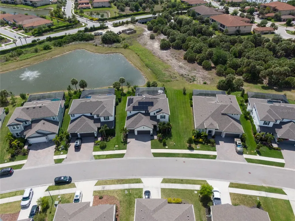 12725 Lateral Root Drive Sarasota FL 34238