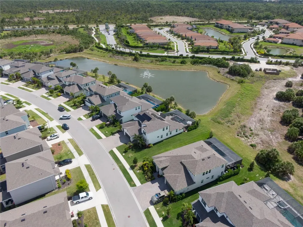 12725 Lateral Root Drive Sarasota FL 34238