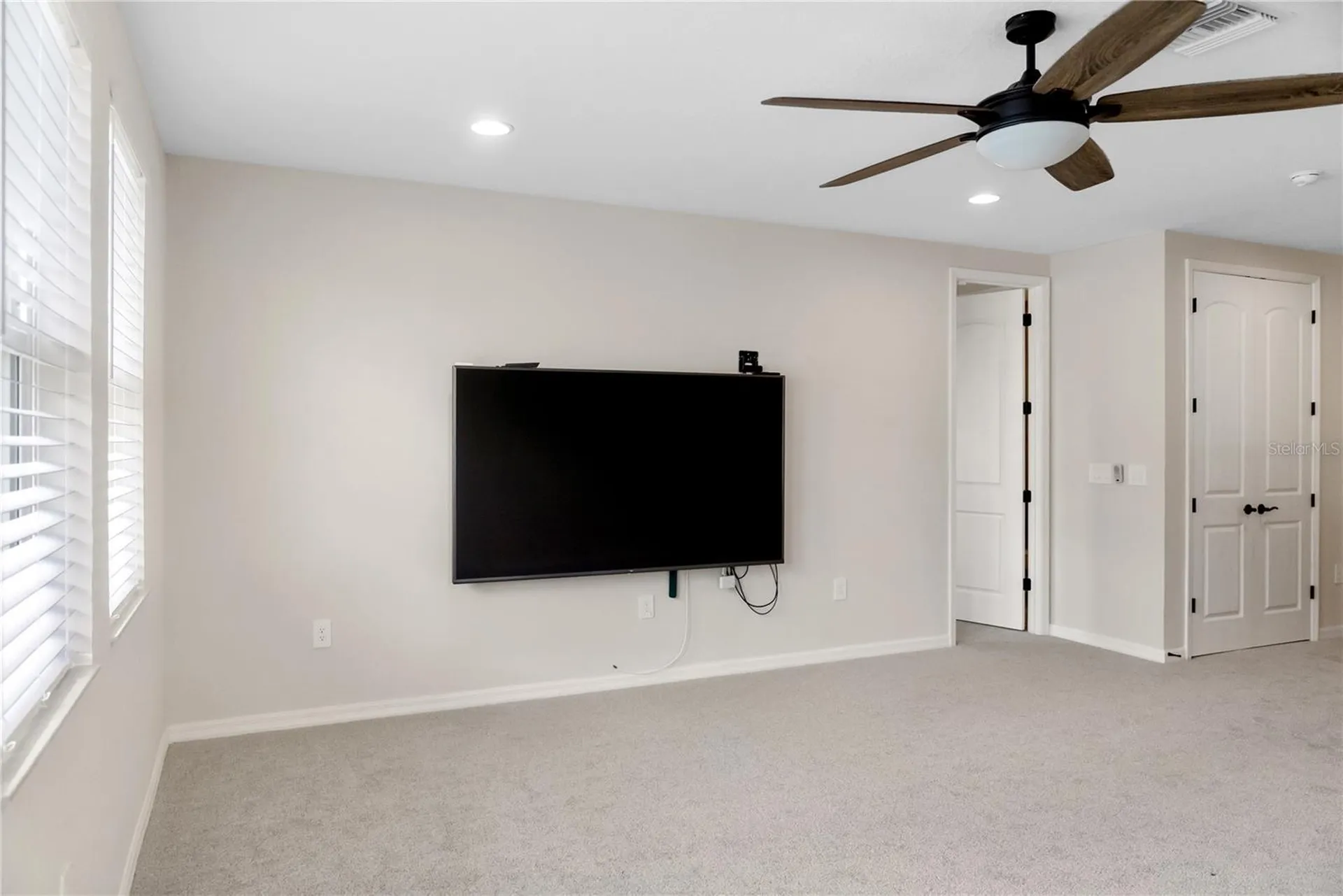 12725 Lateral Root Drive Sarasota FL 34238