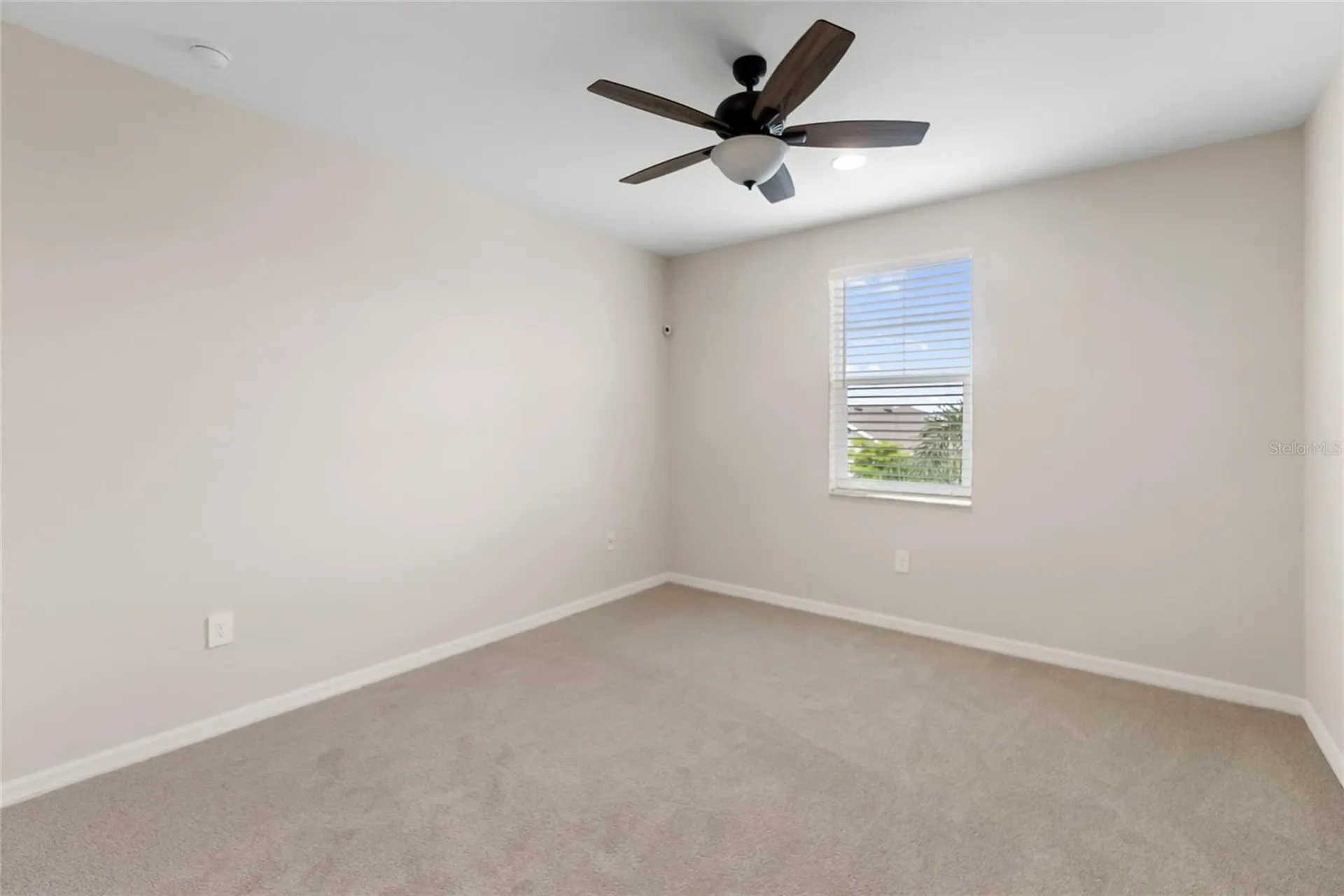 12725 Lateral Root Drive Sarasota FL 34238