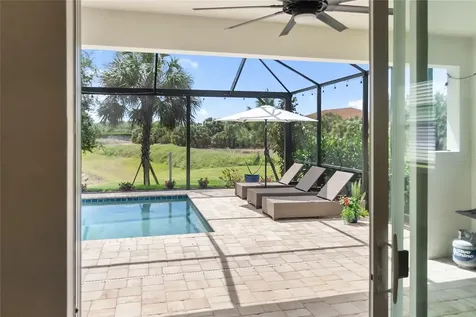 12725 Lateral Root Drive Sarasota FL 34238