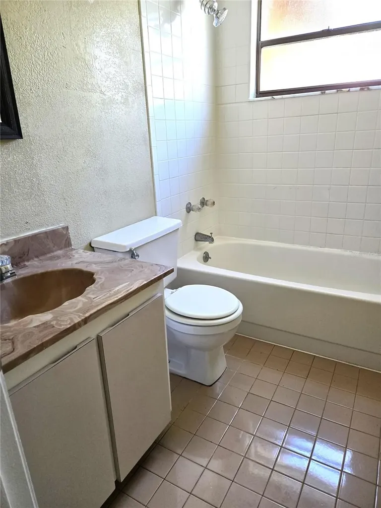 3525 E Fort King Street Ocala FL 34470