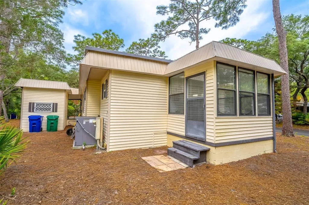 532 Hickory Court Lake Mary FL 32746