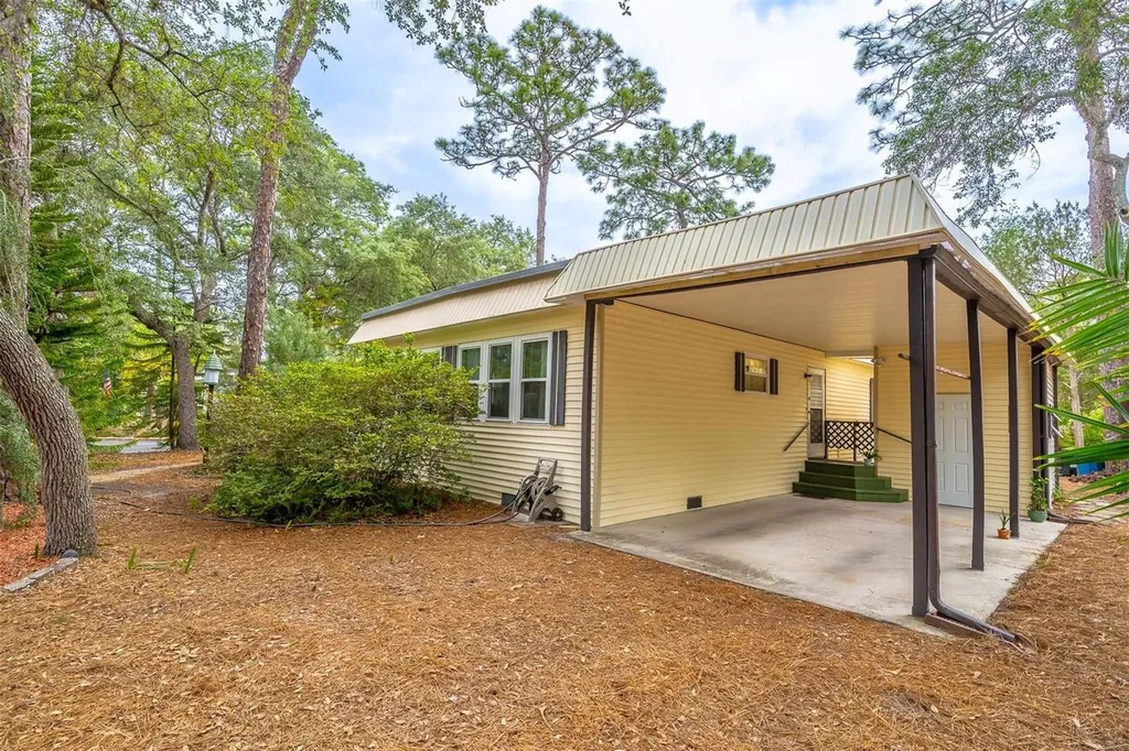 532 Hickory Court Lake Mary FL 32746