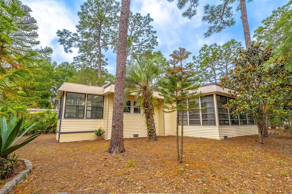 532 Hickory Court Lake Mary FL 32746