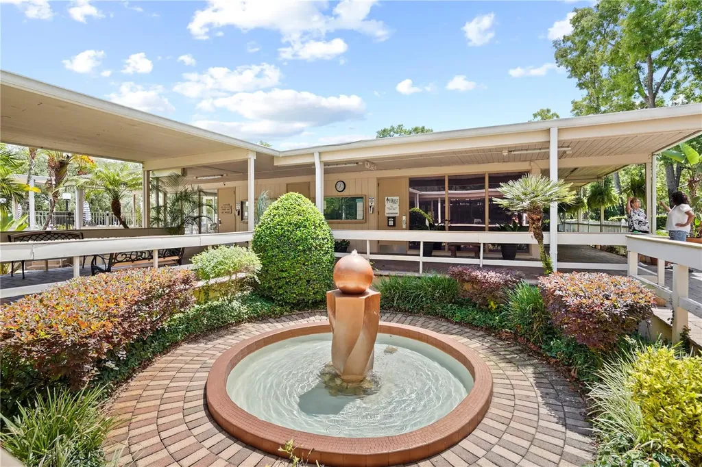 532 Hickory Court Lake Mary FL 32746