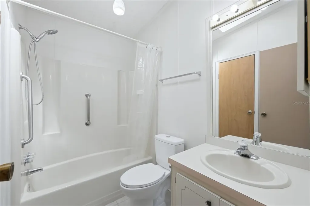 8420 Imperial Circle Palmetto FL 34221