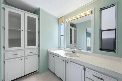 8420 Imperial Circle Palmetto FL 34221