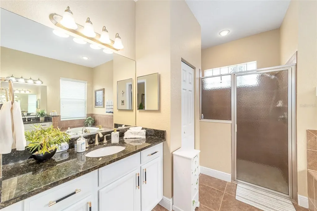 10174 Lake Miona Way Oxford FL 34484