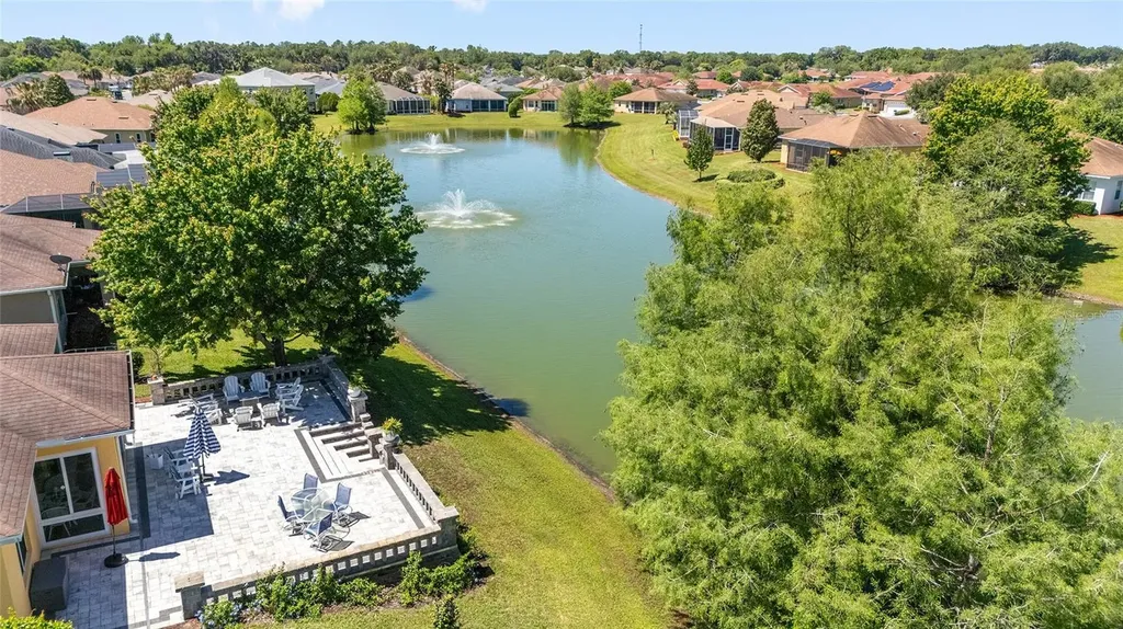 10174 Lake Miona Way Oxford FL 34484