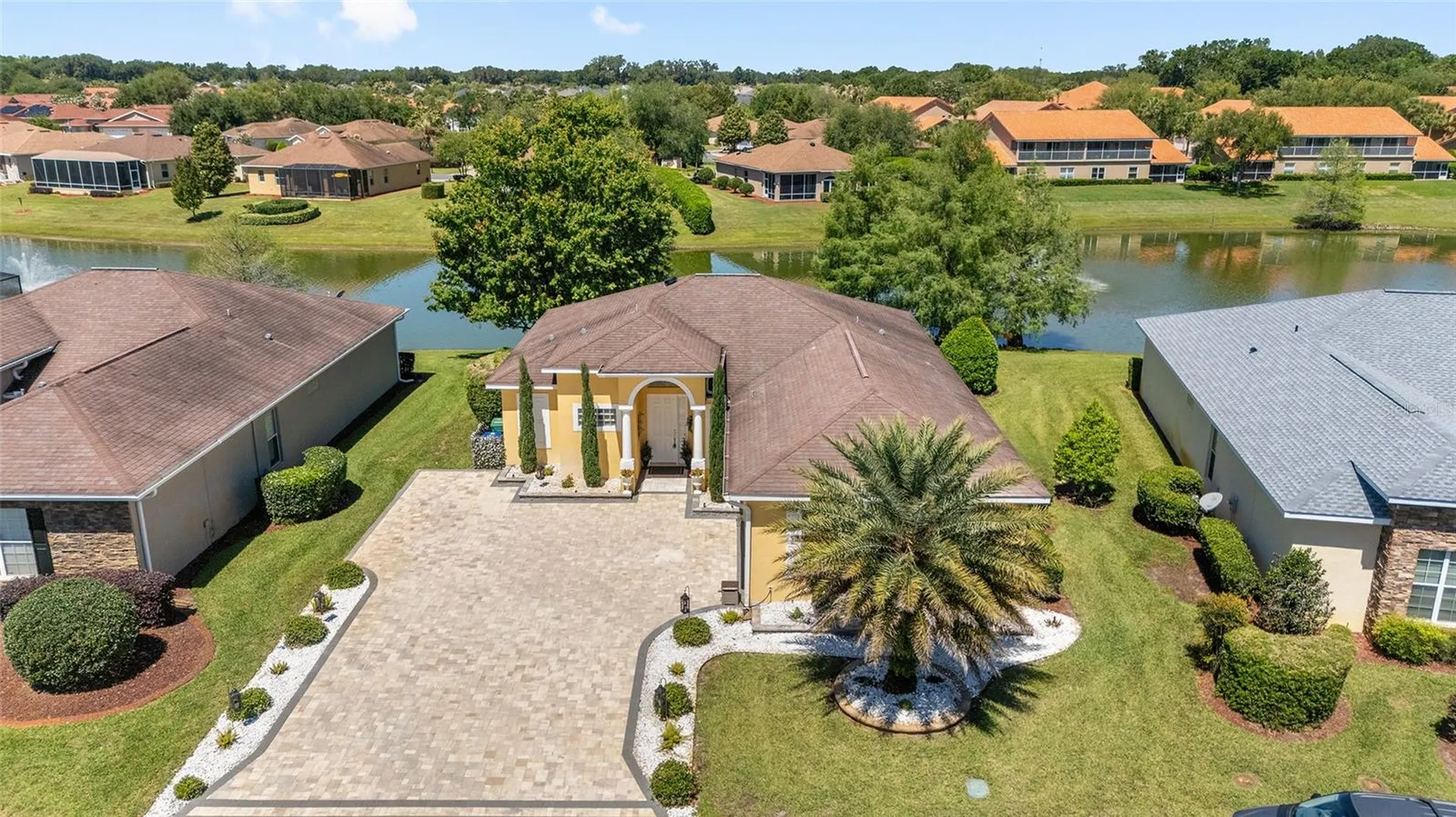 10174 Lake Miona Way Oxford FL 34484