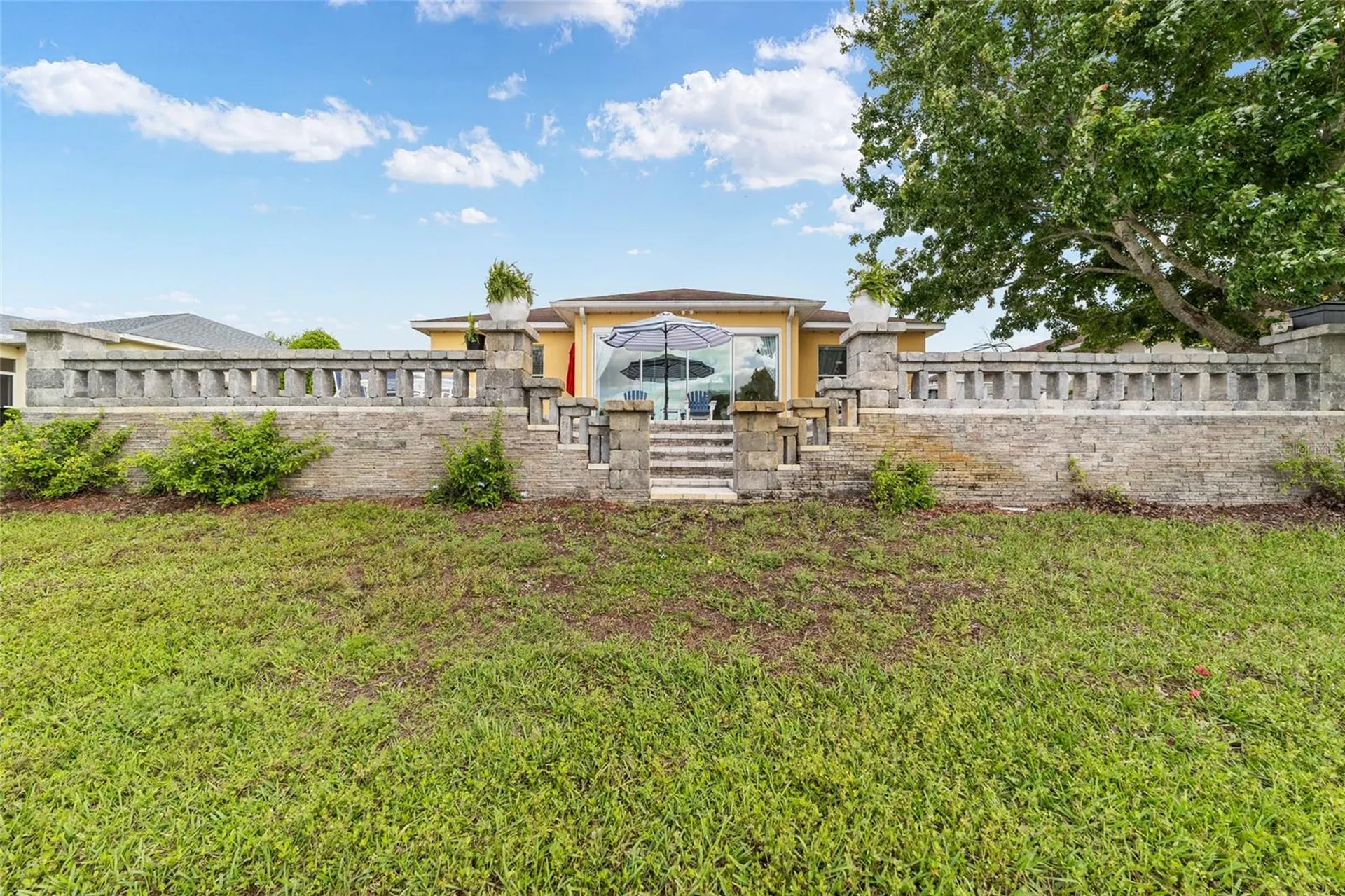 10174 Lake Miona Way Oxford FL 34484