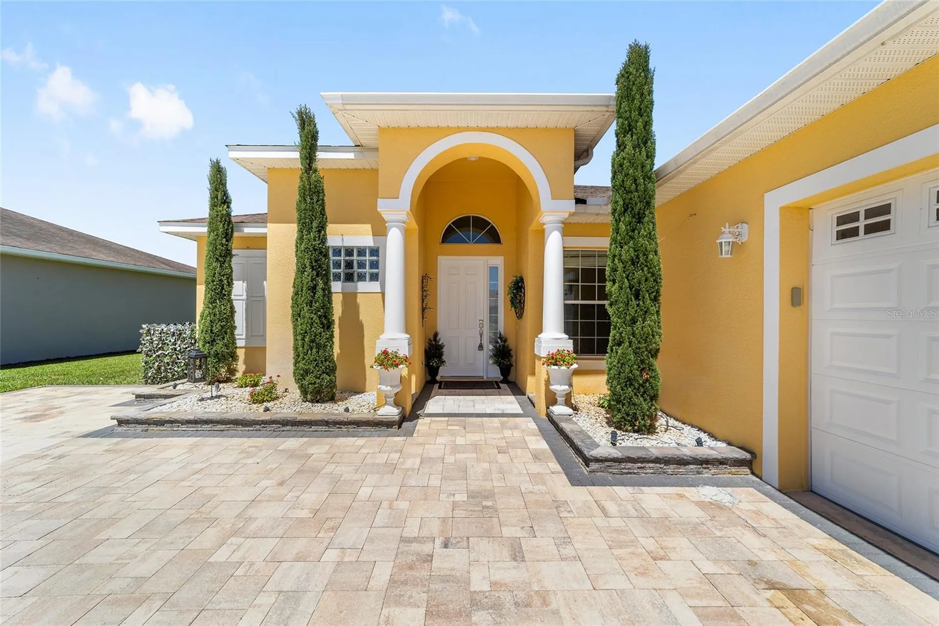 10174 Lake Miona Way Oxford FL 34484