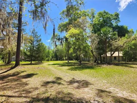 24595 NE Highway 315 Fort Mc Coy FL 32134