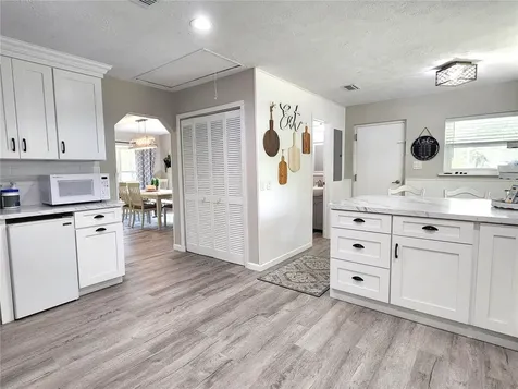 24595 NE Highway 315 Fort Mc Coy FL 32134