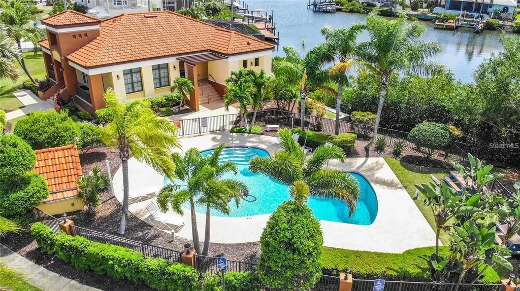 962 Symphony Isles Boulevard Apollo Beach FL 33572