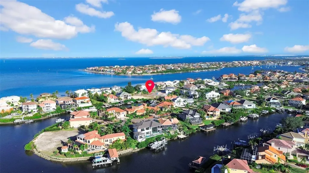962 Symphony Isles Boulevard Apollo Beach FL 33572