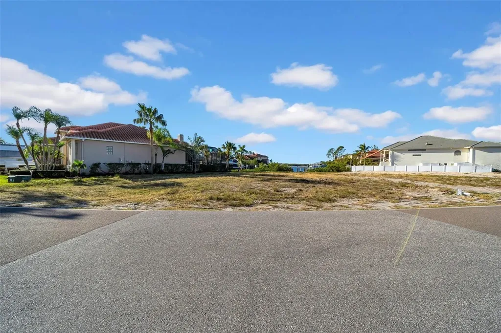 962 Symphony Isles Boulevard Apollo Beach FL 33572