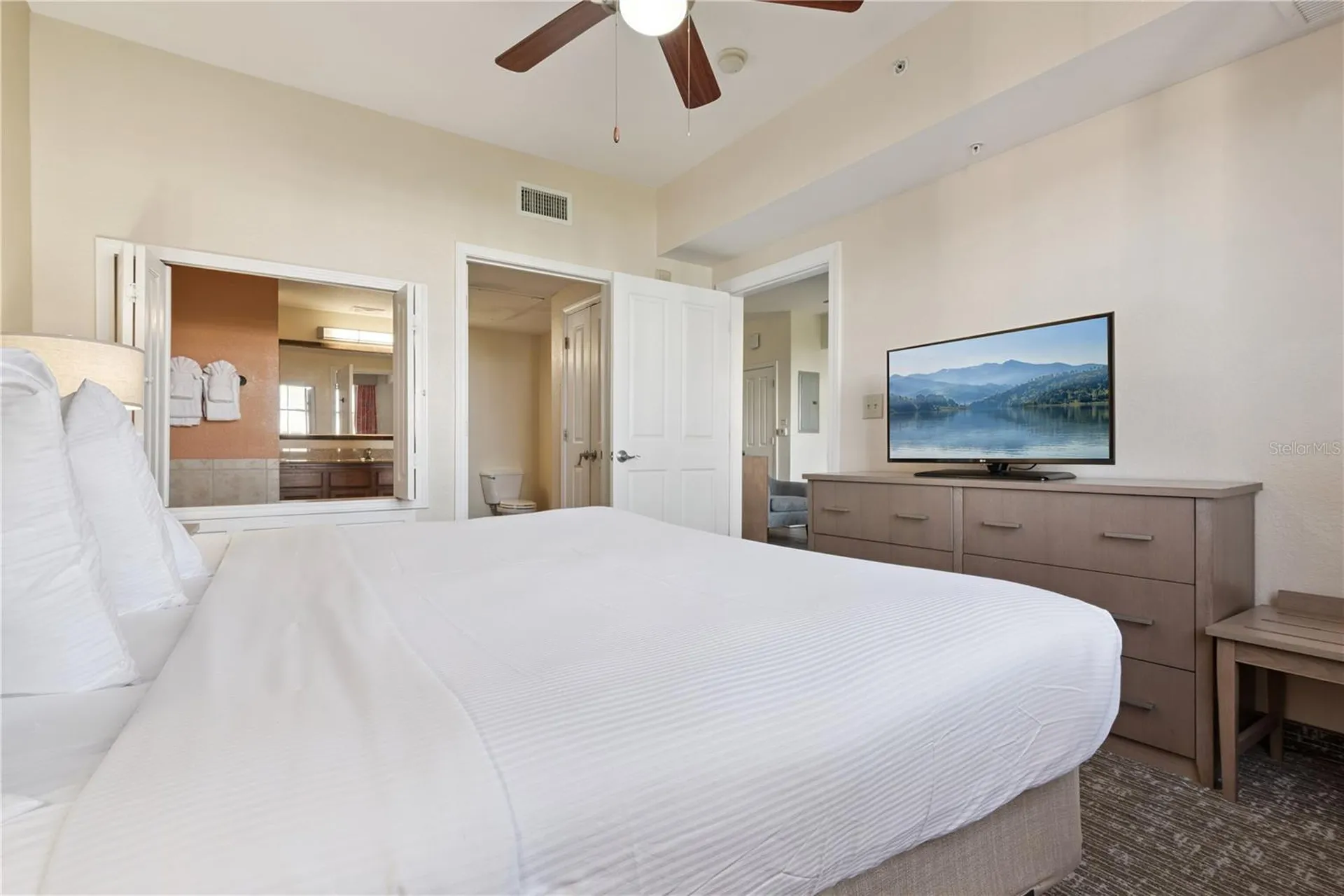 12538 Floridays Resort Drive Orlando FL 32821