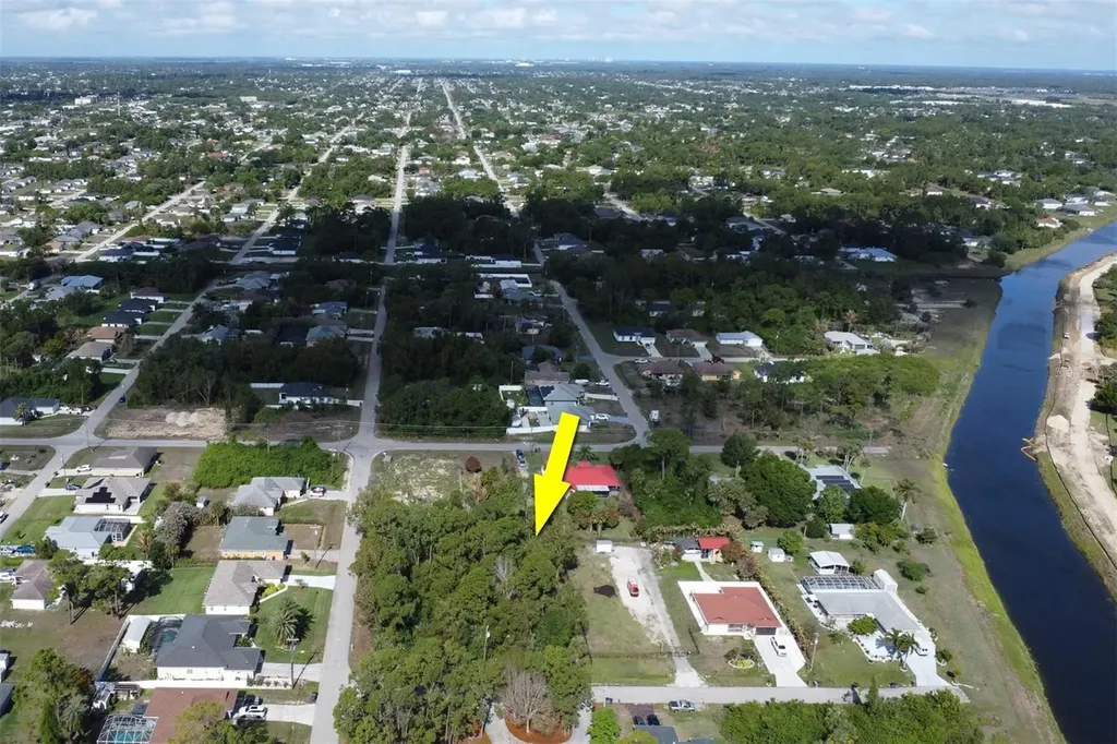 1103 Dorothy Avenue N Lehigh Acres FL 33971