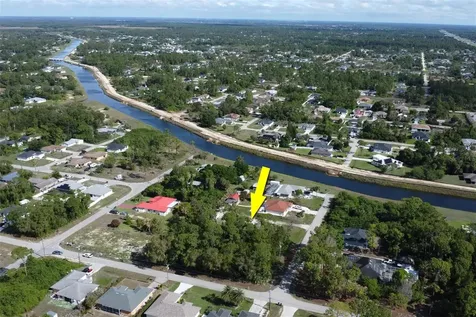 1103 Dorothy Avenue N Lehigh Acres FL 33971