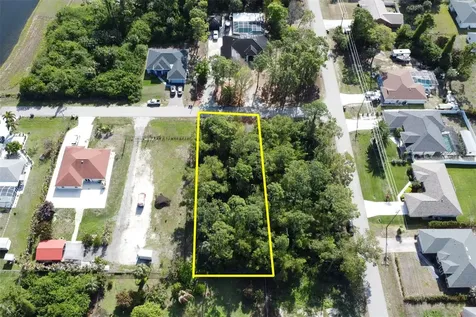 1103 Dorothy Avenue N Lehigh Acres FL 33971